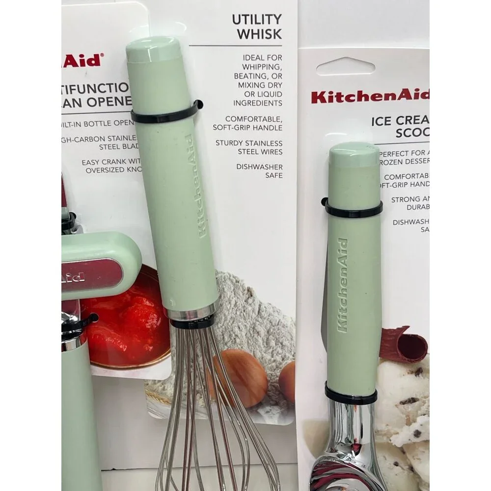 KitchenAid  pistachio 16 Piece Kitchen Utensil Set - VHTF New With‎ Tags